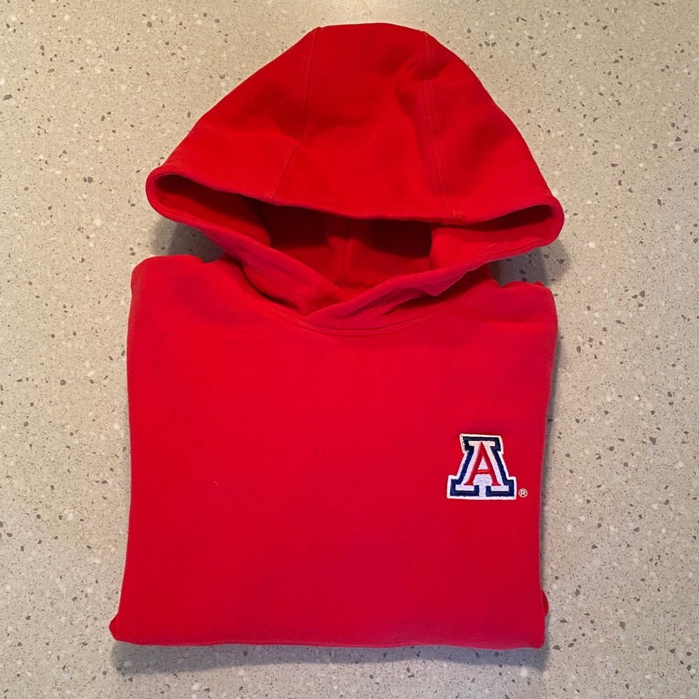 Lululemon U of A hoodie